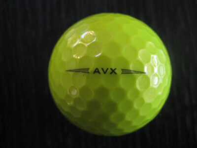 Titleist AVX jaune