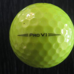 Titleist PROV1 jaune